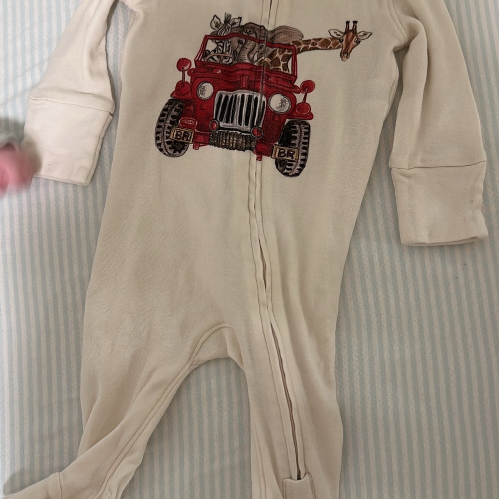 RARE Banana Republic Baby Sleeper Onesie 6 mo Animals in Jeep